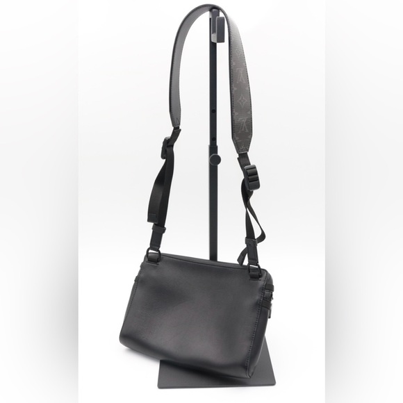 Louis Vuitton dark infinity leather crossbody bag - Picture 5 of 11